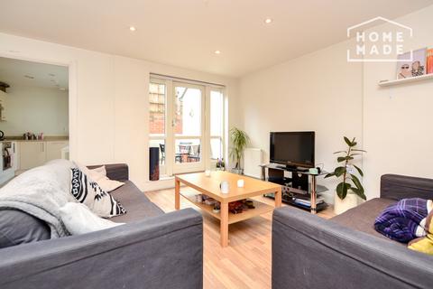 4 bedroom ground floor flat to rent, Scriven Street, Haggerston, E8