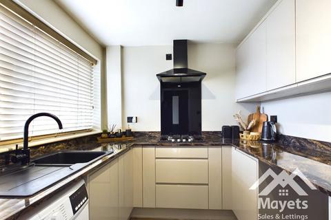 25 Delph Approach, Blackburn, BB1 2BH