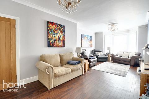 78 Princes Road, Romford, RM1 2SP