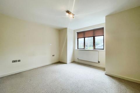 2 bedroom flat to rent, 48 Ombersley Road, Worcester WR3