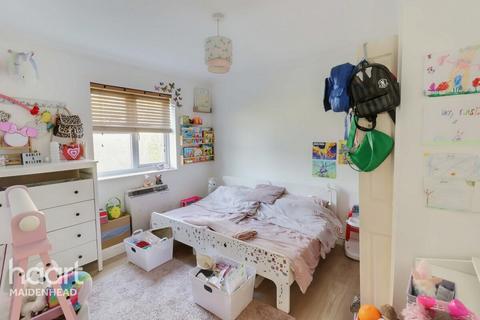 2 bedroom apartment for sale, Binfield Road, BRACKNELL