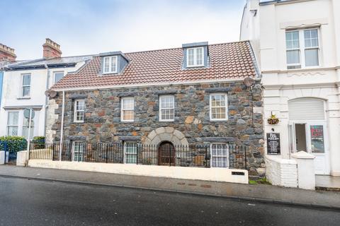 2 bedroom maisonette for sale, Le Grand Bouet, St. Peter Port, Guernsey