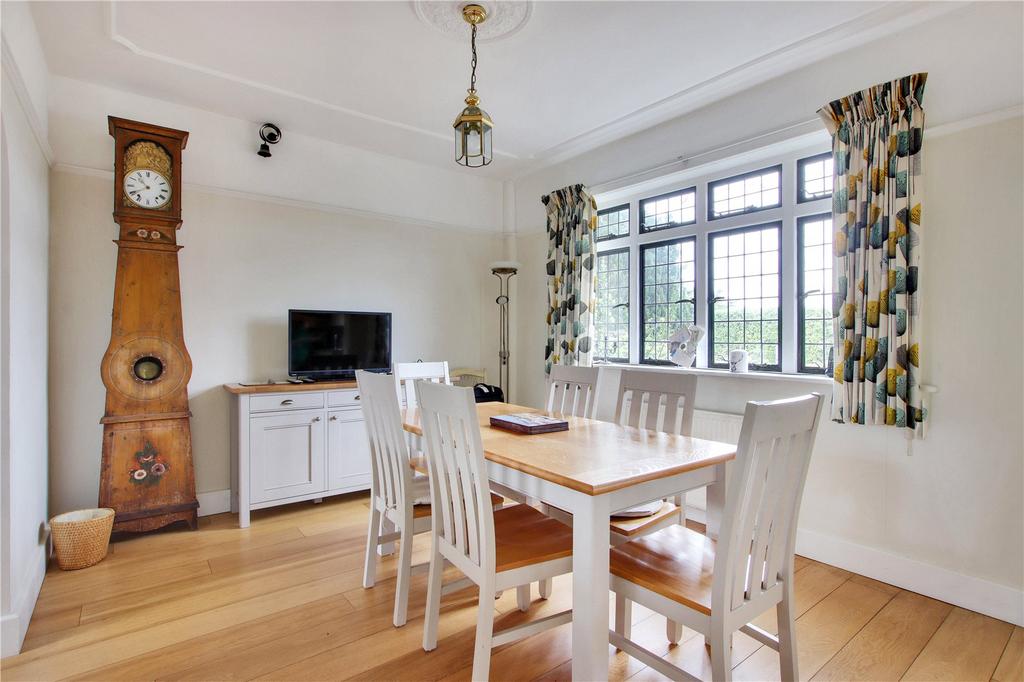 Breakfast Room