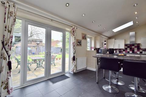 5 bedroom semi-detached house for sale, Wintersdale Road, Evington, Leicester, LE5
