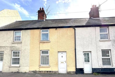 2 bedroom terraced house to rent, Beccles Road, NR31 0PS