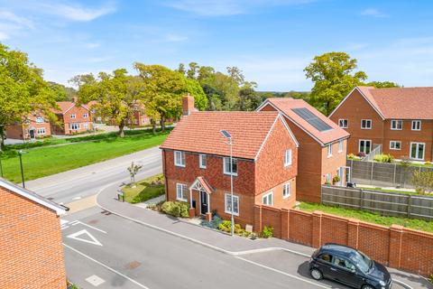 3 bedroom detached house for sale, Lock's Farm Lane, West Broyle PO19