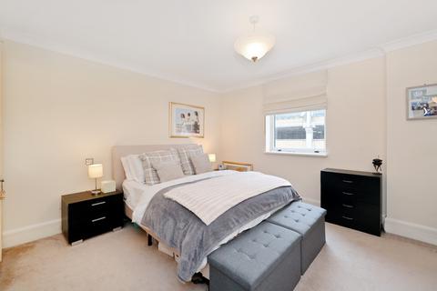 2 bedroom flat for sale, Antilles Bay Apartments, London E14