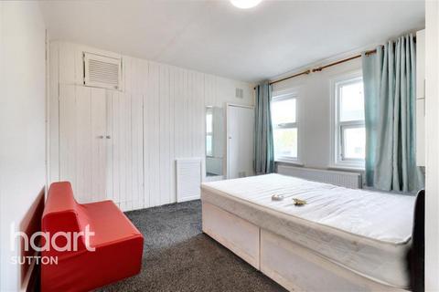 7 bedroom flat to rent, High Street, SM1