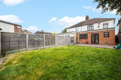 4 bedroom semi-detached house for sale, Ilford IG3