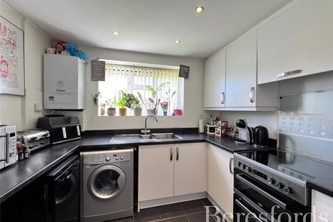 8 Malan Square, Rainham, RM13 7JA