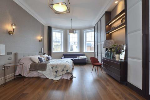 4 bedroom apartment to rent, Northgate, Prince Albert Road, NW8