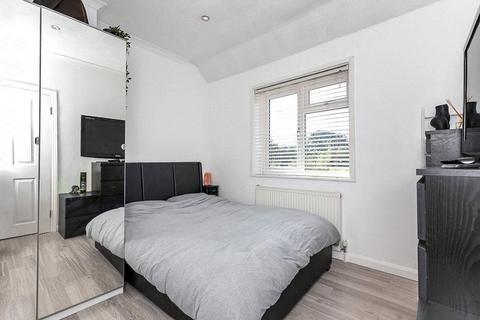 Terraced house to rent, Rangefield Road, BROMLEY, Kent, BR1