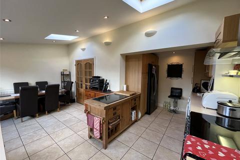 16 Pepper Hill, Northfleet, Gravesend, DA11 8EY