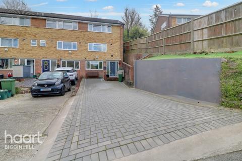 4 bedroom end of terrace house for sale, Melody Road, Biggin Hill