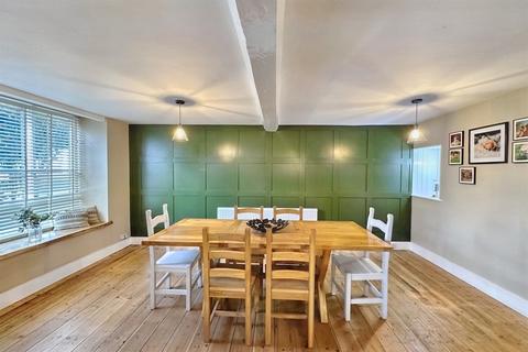 undefined, Okeford Fitzpaine