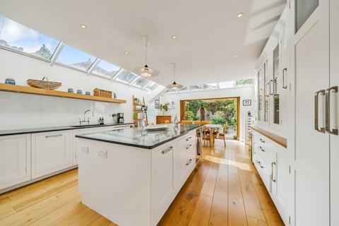 2 Aldred Road, London, NW6 1AN