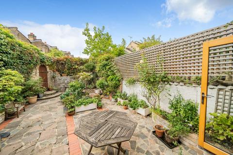 2 Aldred Road, London, NW6 1AN