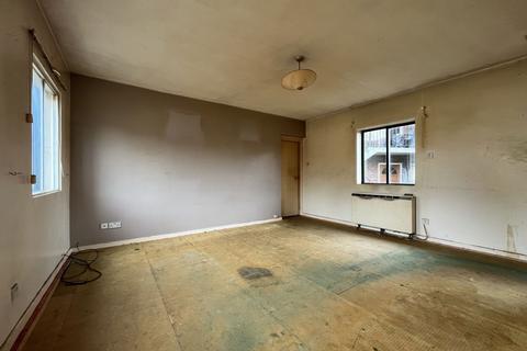 1 bedroom flat for sale, North Street, Bicester, Oxfordshire, OX26 6NY