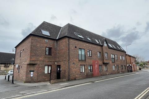 1 bedroom flat for sale, North Street, Bicester, Oxfordshire, OX26 6NX
