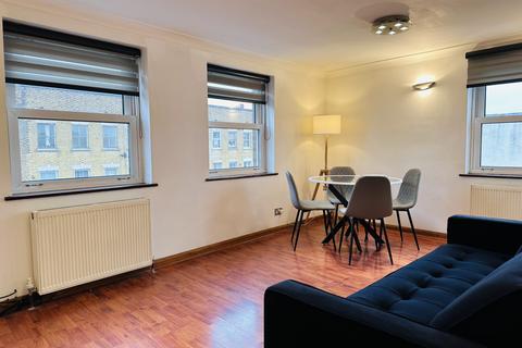 2 bedroom apartment to rent, Blackstock Road