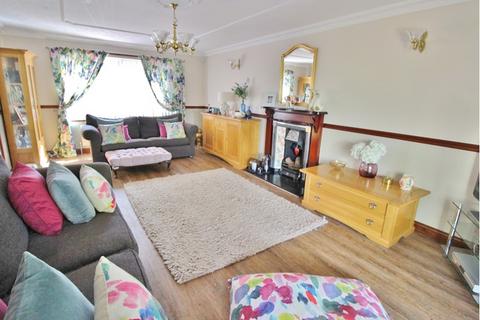 4 bedroom detached house for sale, Coates Road, Peterborough PE7