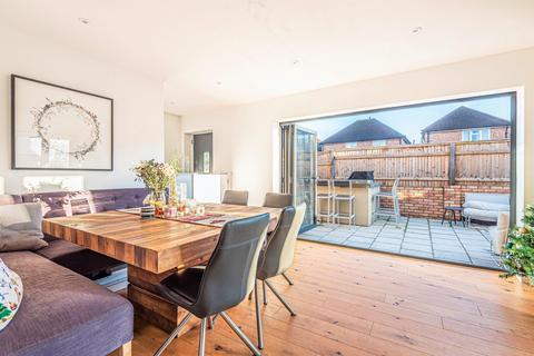 undefined, Combe Road, Godalming, GU7