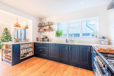 undefined, Combe Road, Godalming, GU7