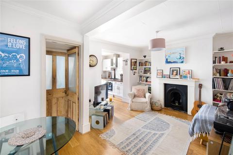 9a Tomlins Grove, London, E3 4NX
