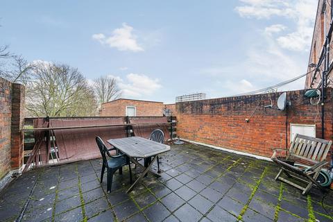 3 bedroom maisonette for sale, Elam Close, Camberwell