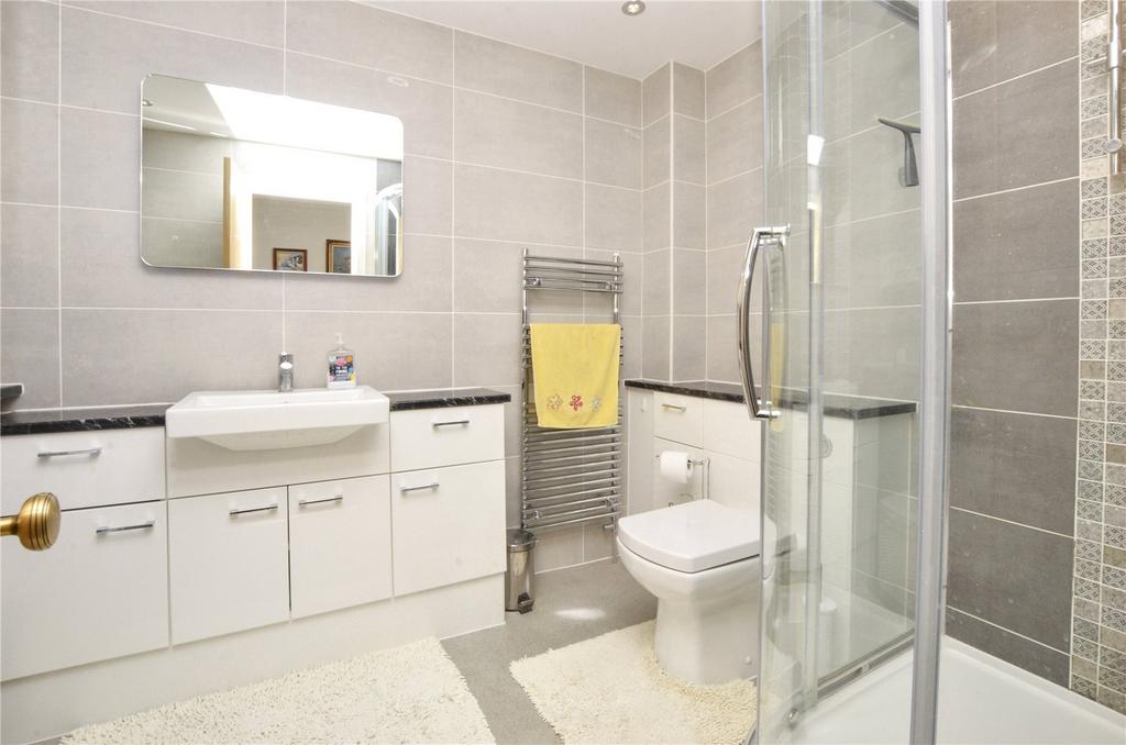 Utility/Shower Room