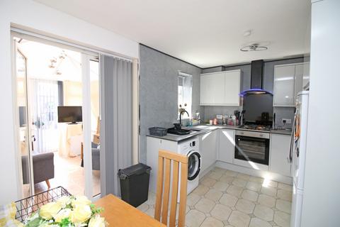 1 Benenden Place, Thornton-cleveleys, FY5 2UF