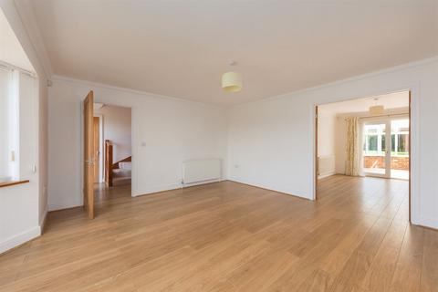 Bandari, 75b Mill Lane, Herne Bay, CT6 7DR