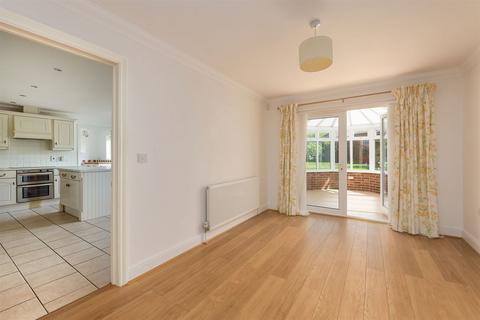 Bandari, 75b Mill Lane, Herne Bay, CT6 7DR
