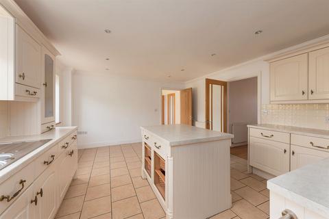 Bandari, 75b Mill Lane, Herne Bay, CT6 7DR