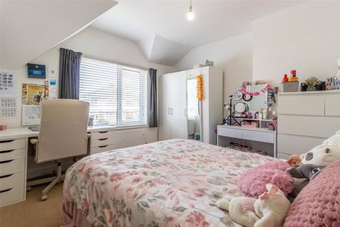 17 Colebrook Road, Swindon, SN3 4EB