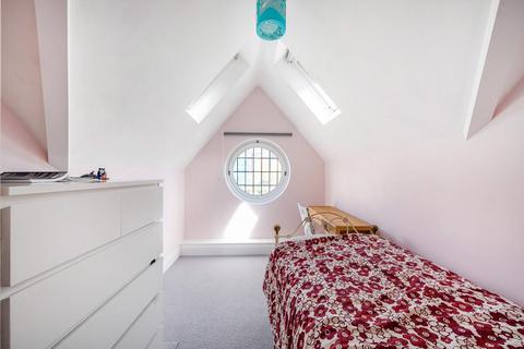 2 bedroom flat for sale, Tudor Close, Belsize Park