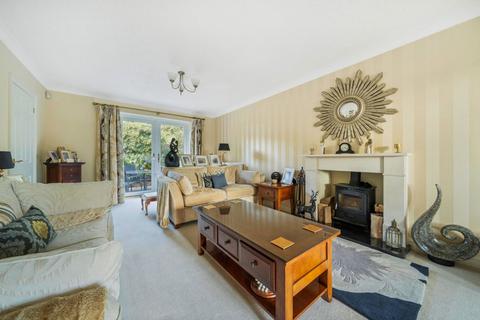 5 bedroom detached house for sale, Winterpit Close, Horsham RH13