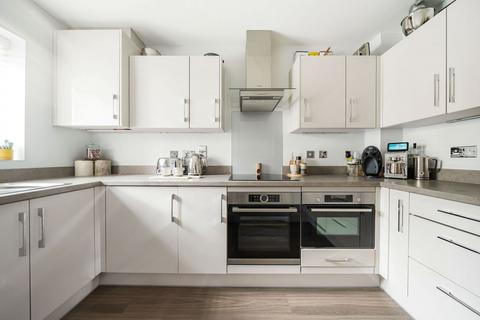 20 Bowling Lane, Billingshurst, RH14 9FT