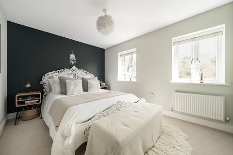 20 Bowling Lane, Billingshurst, RH14 9FT