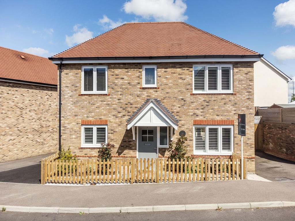 Billingshurst, Billingshurst RH14 3 bed detached house for sale £475,000