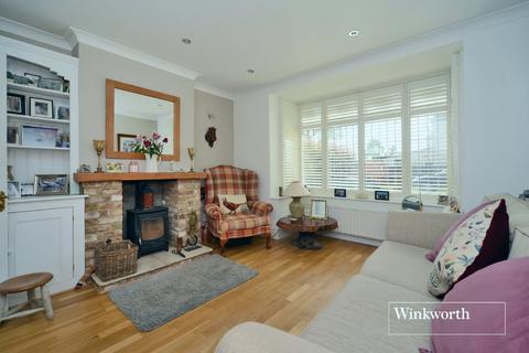 38 Glyn Road, Worcester Park, KT4 8SD