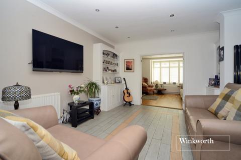 38 Glyn Road, Worcester Park, KT4 8SD