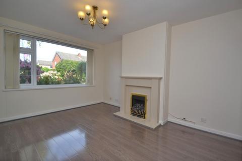 3 bedroom semi-detached house to rent, Plantation Gardens, Leeds LS17