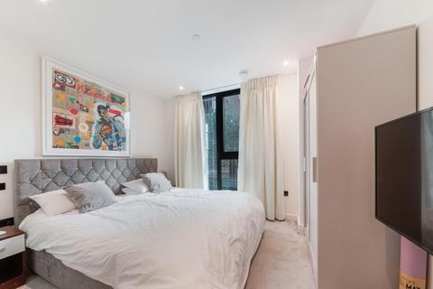 2 bedroom flat for sale, Merino Gardens, London, E1W