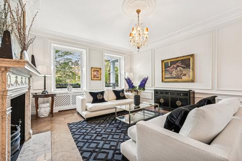 Cadogan Place, Knightsbridge, London