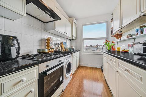 1 bedroom flat for sale, Garratt Lane, Earlsfield