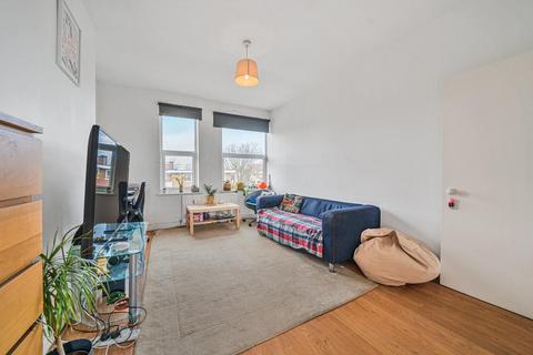 1 bedroom flat for sale, Garratt Lane, Earlsfield