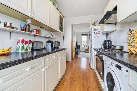 1 bedroom flat for sale, Garratt Lane, Earlsfield