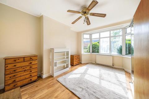 3 bedroom end of terrace house for sale, Western Avenue, Acton