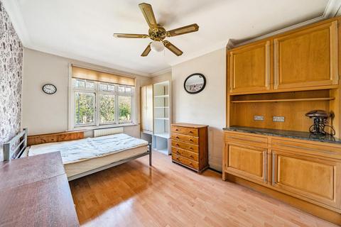 288 Western Avenue, London, W3 0PH